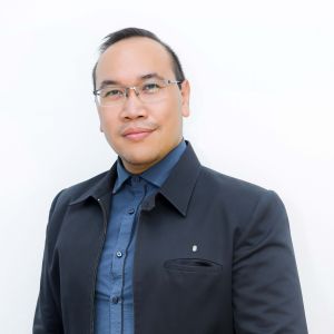 สุธิตย์