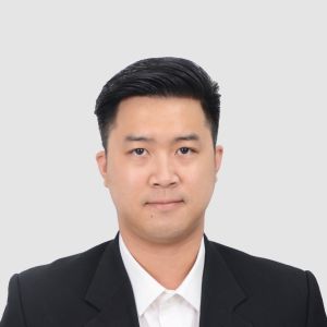 นาย พีรภัทร ภิญโญพจนีย์